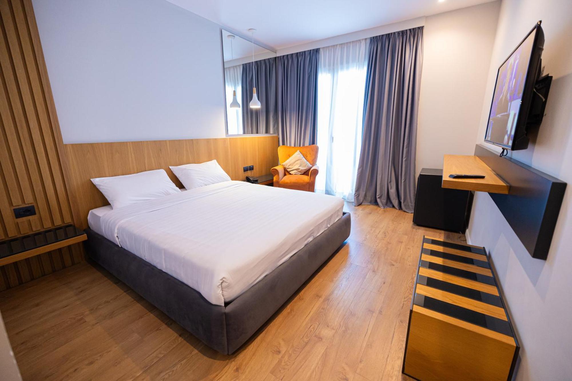 Vlorë Duka Hotel מראה חיצוני תמונה