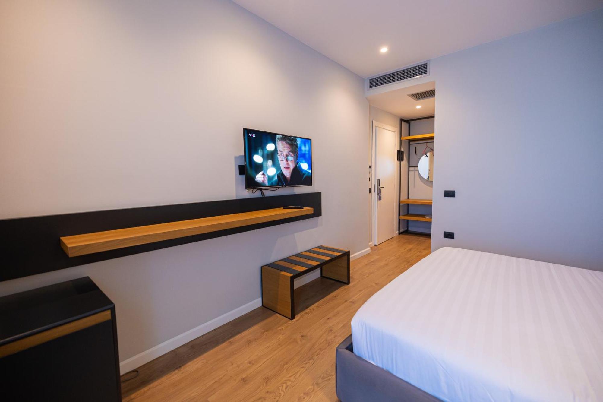 Vlorë Duka Hotel מראה חיצוני תמונה