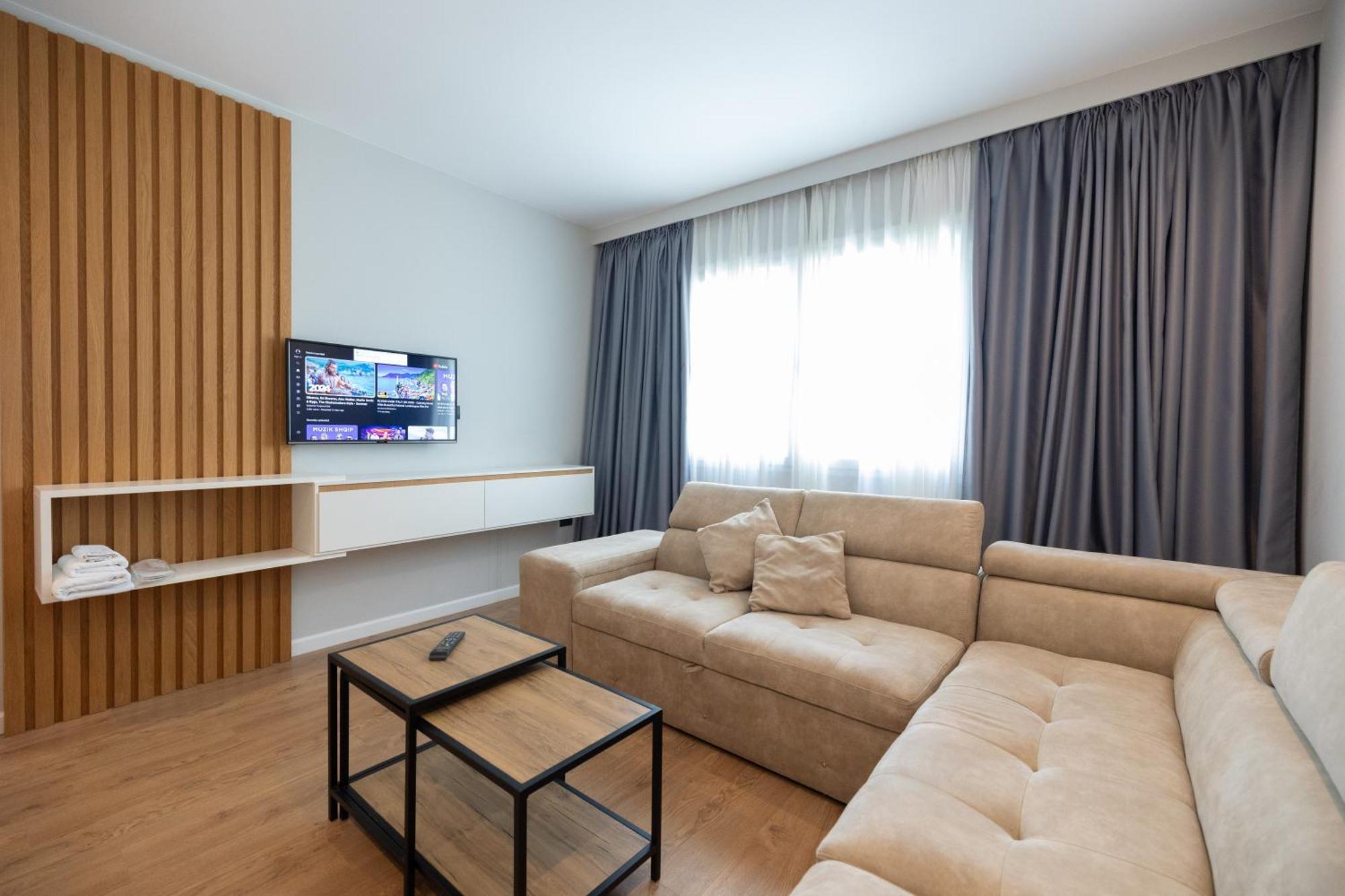 Vlorë Duka Hotel מראה חיצוני תמונה