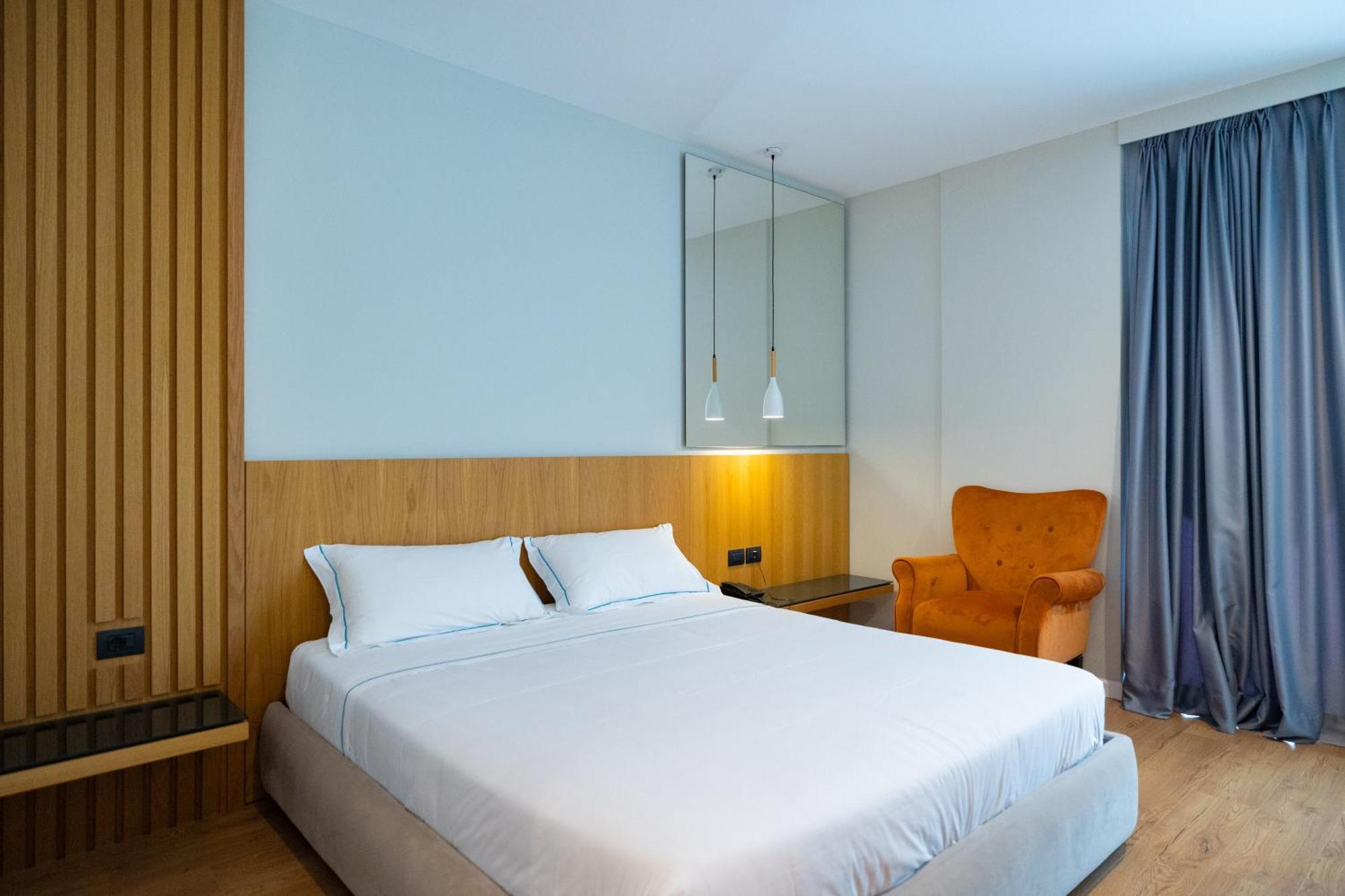 Vlorë Duka Hotel מראה חיצוני תמונה
