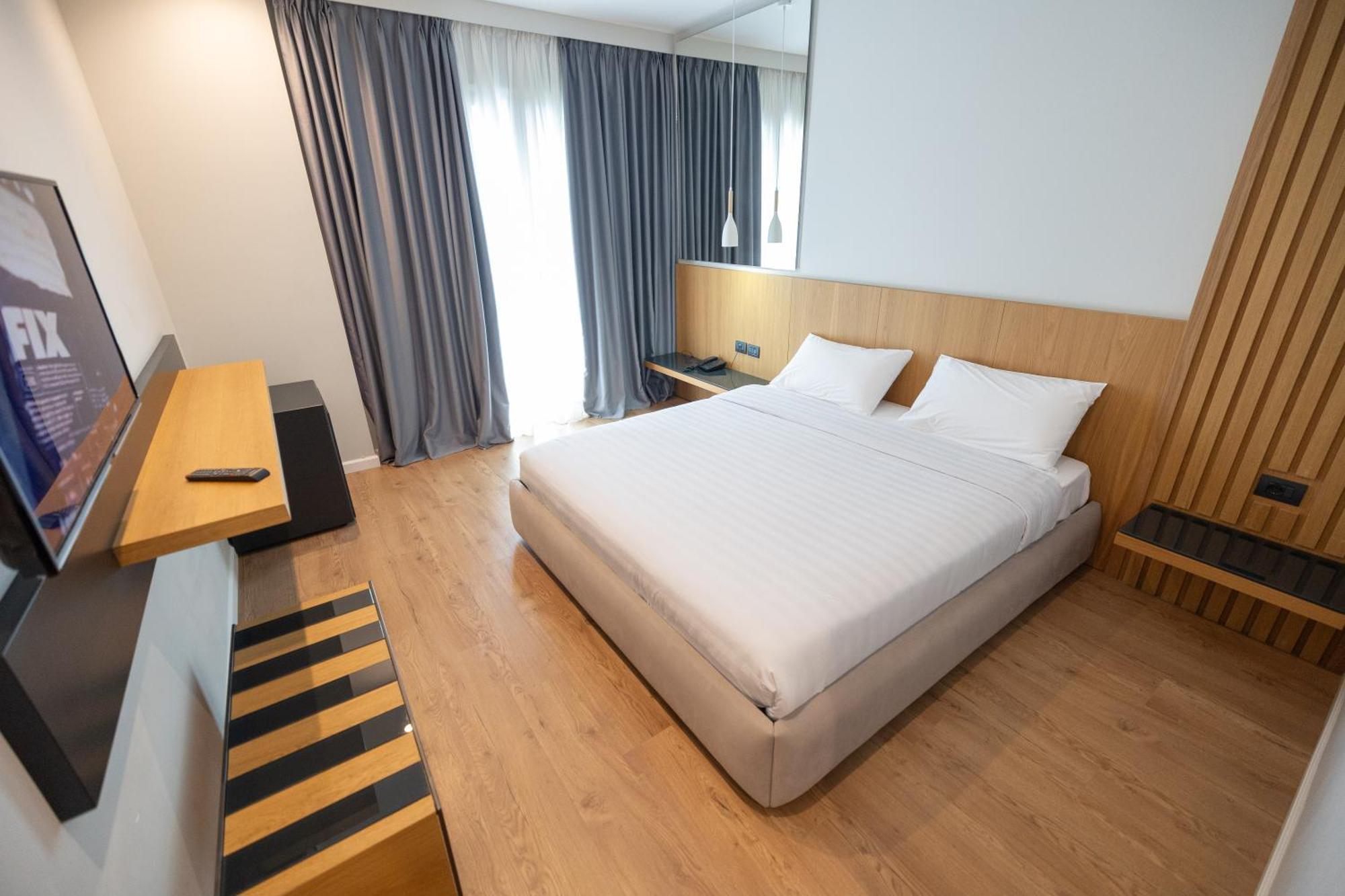 Vlorë Duka Hotel מראה חיצוני תמונה