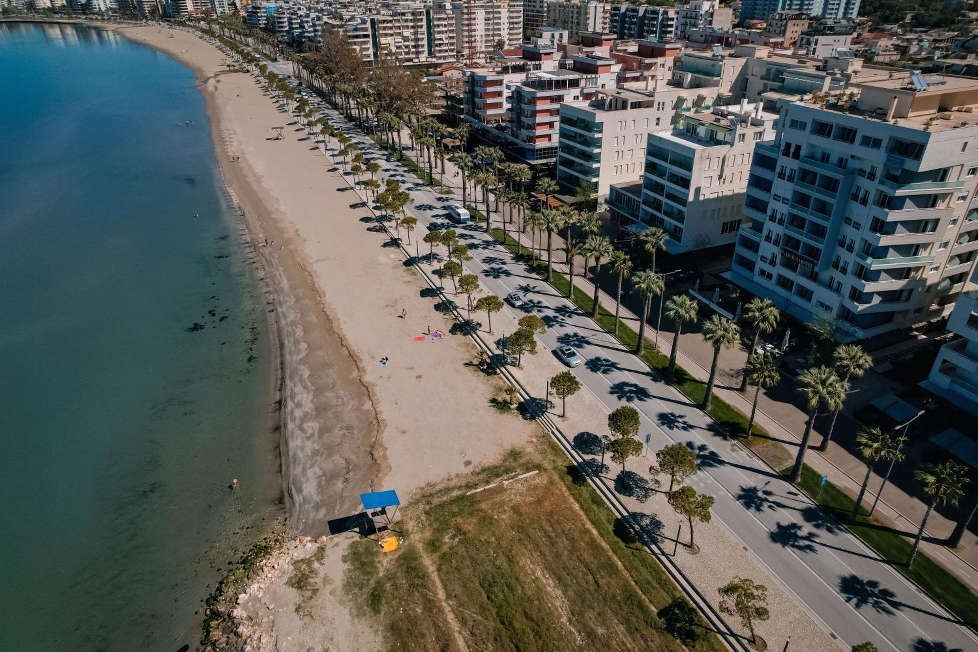 Vlorë Duka Hotel מראה חיצוני תמונה
